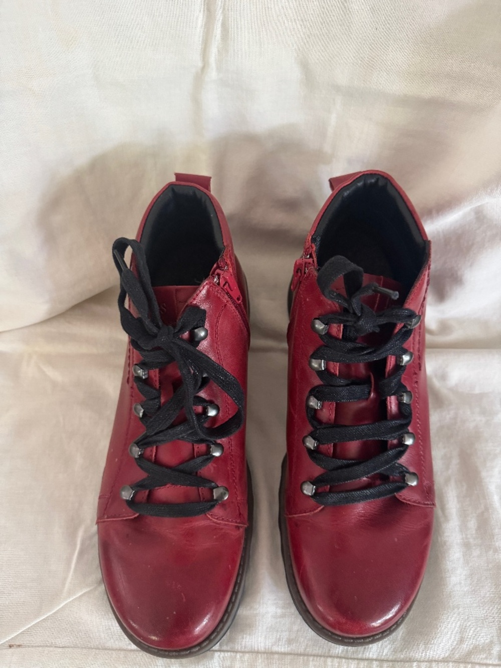 JOSE SEIBEL LINA 09 WOMEN'S HERITAGE RED LEATHER LACE-UP ANKLE BOOT - SIZE 40